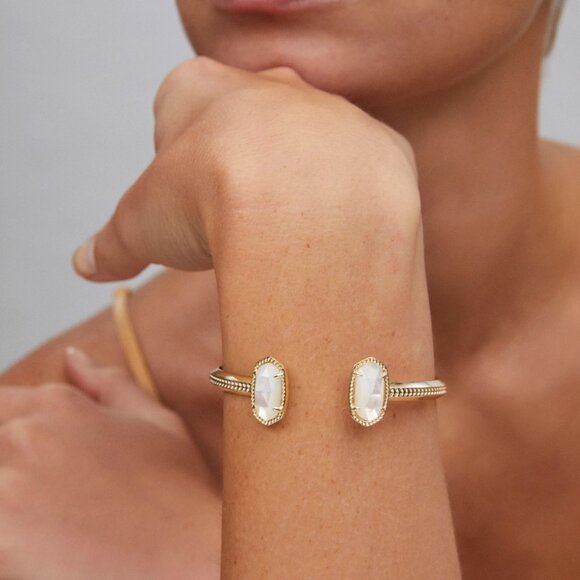 Elton Gold Cuff Bracelet in Ivory Mother-of-Pearl - Picture 3 of 6